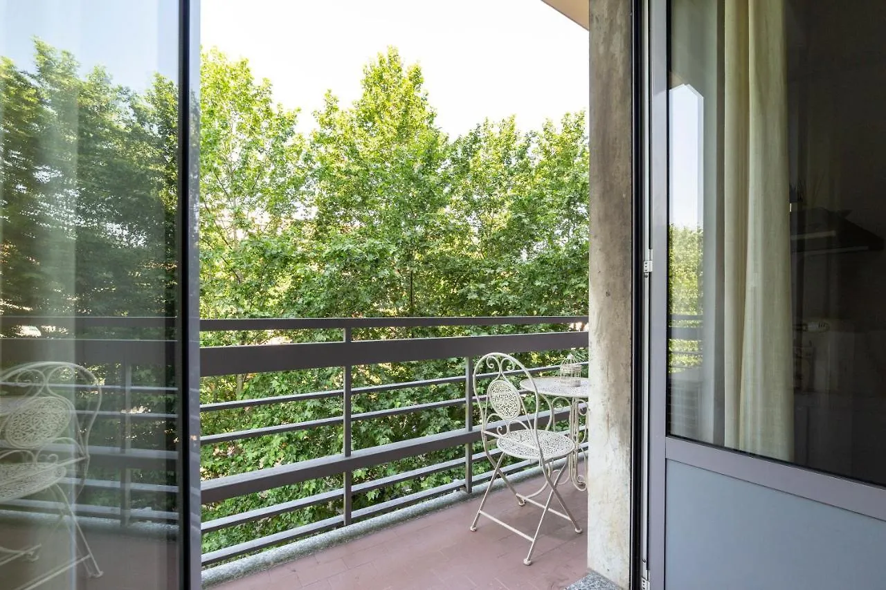Milano Calvairate Balcony APT 0*,